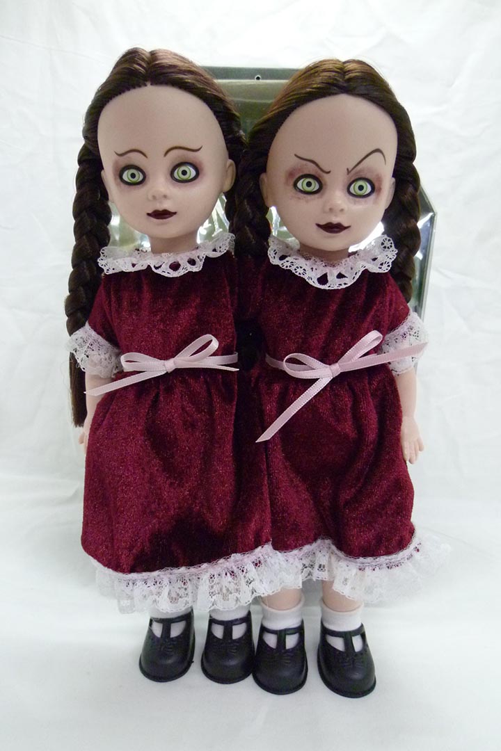 除了 Resurrection Series 外, Livind Dead Dolls 的連體公仔 Hazel and Hattie 亦相當受歡迎。圖片由 Living Dead Dolls 提供