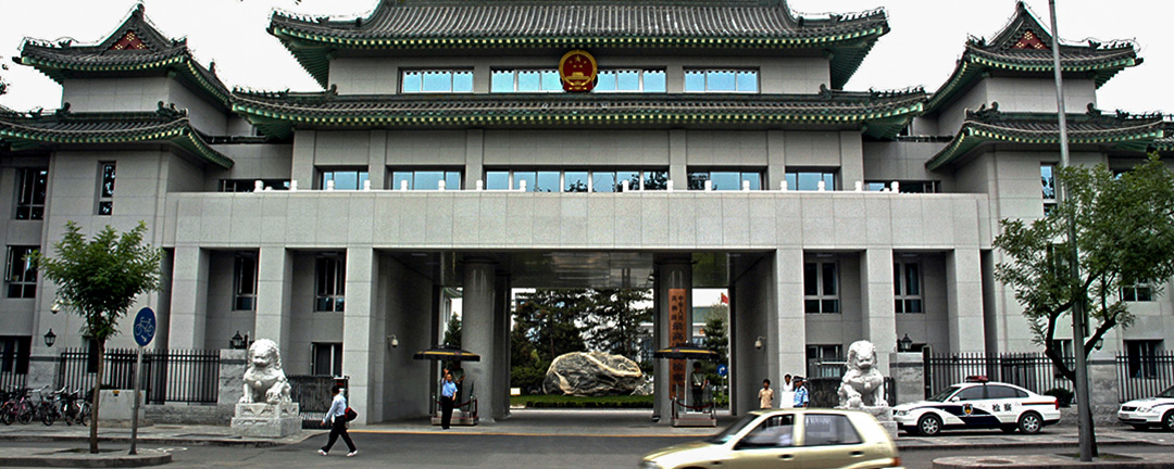 山東一宗因高利貸追債引發的「辱母殺人案」，最高人民檢察院已派員調查。