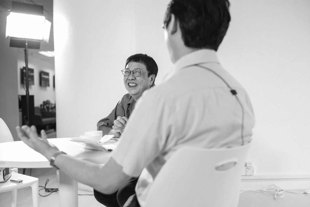 電影導演許鞍華與詩人陳滅對談。
