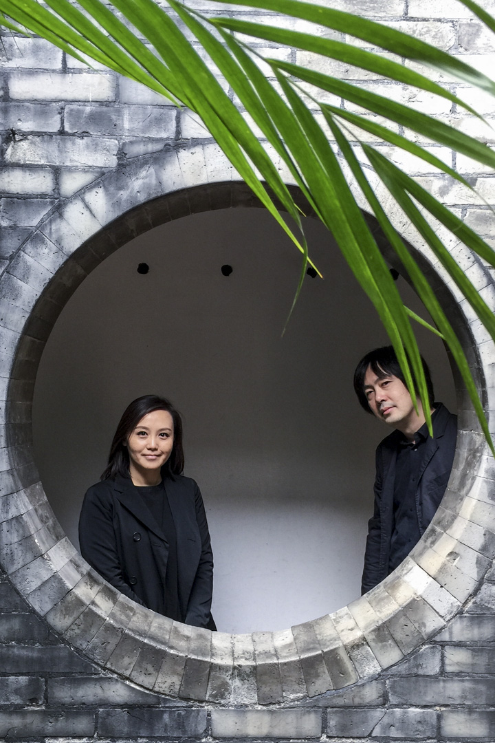 李涵和胡妍將興趣放在「觀看」二字,觀看城市發展中平淡或戲劇性的時刻,因為他們「不是居高臨下的設計者,而是走街串巷的記錄員」。