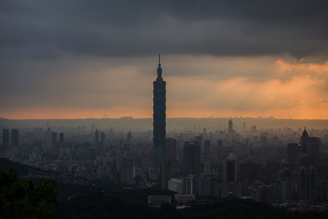 台灣的權責機關,之所以在國籍與戶籍兩個層次,都無法提出積極反對,更深層的原因,是台灣自己的「兩岸法制」,也不把「大陸地區人民」當作外國人。圖為台北市。